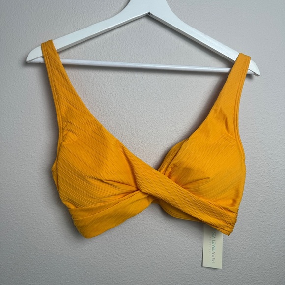 Sea Level Swim Other - Sea‎ Level Australia Cross Front MULTIFIT Cup Bikini Top Swimsuit Orange NWT